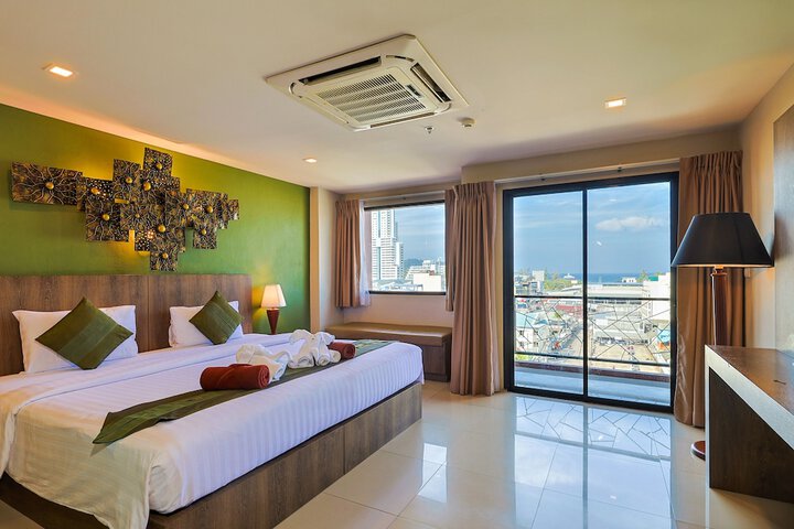 Room 7 of 67
