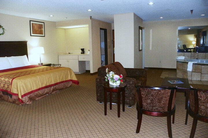Room 13 of 24