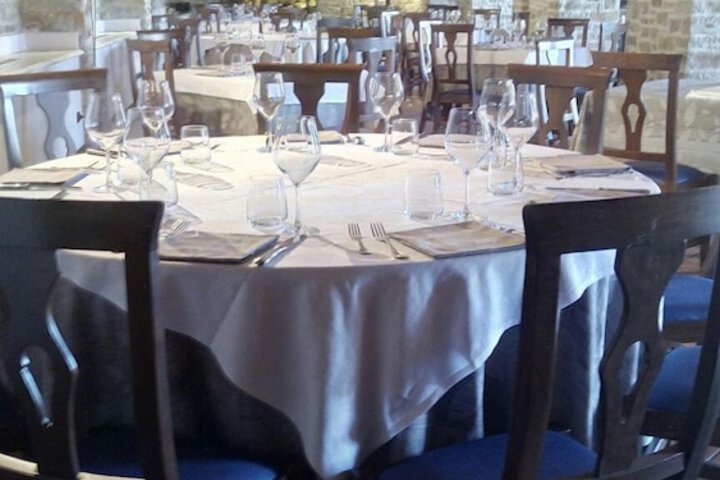Dining 55 of 95