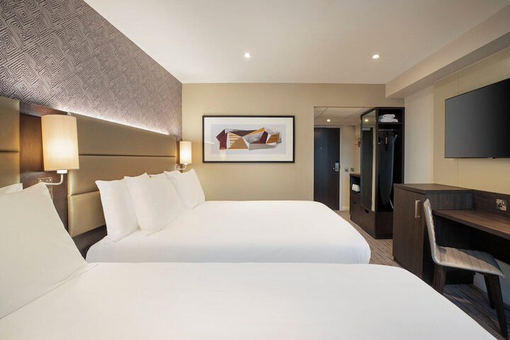 Room 20 of 42