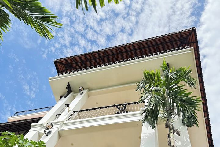 Hotel 70 of 76
