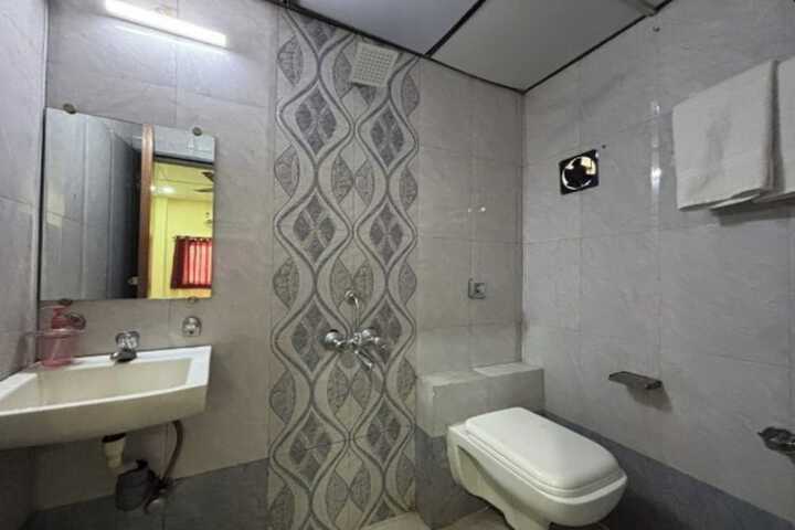Room 55 of 61