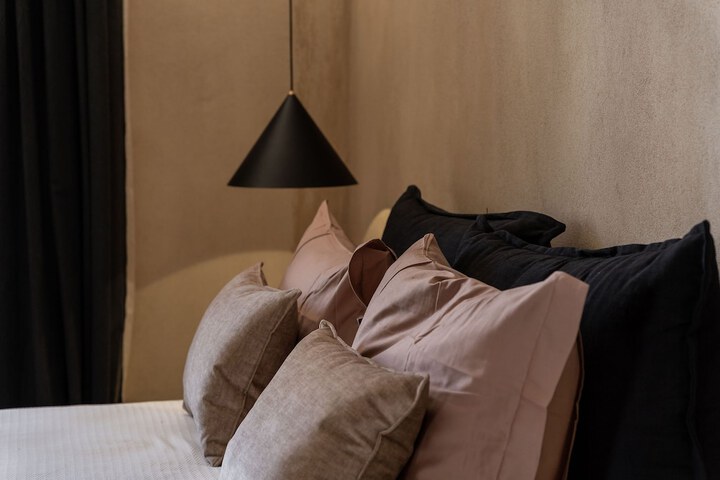 Room 105 of 260