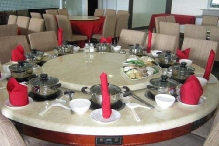 Dining 43 of 59