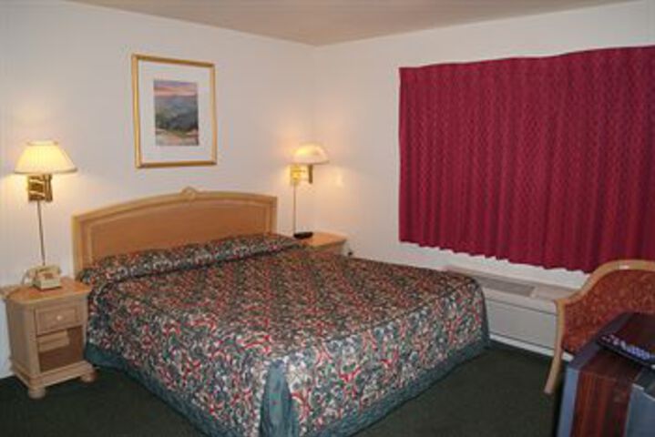 Room 4 of 14