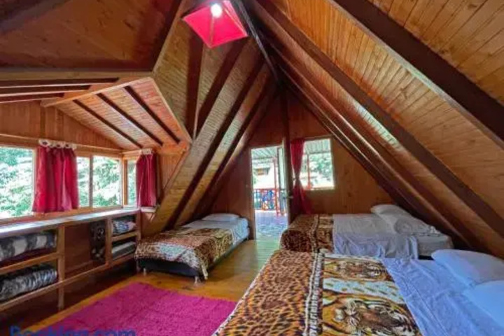 Room 2 of 13