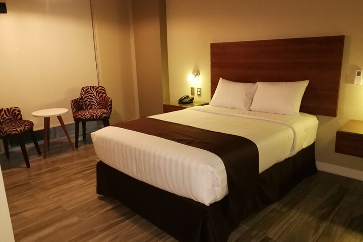Room 16 of 47