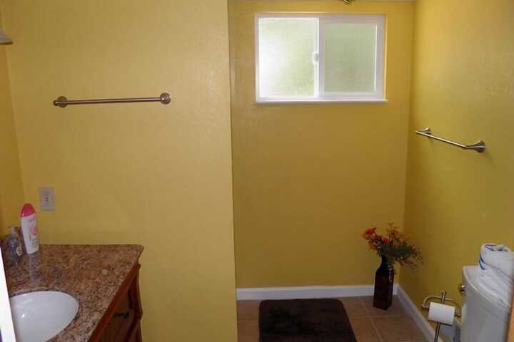 Room 17 of 22