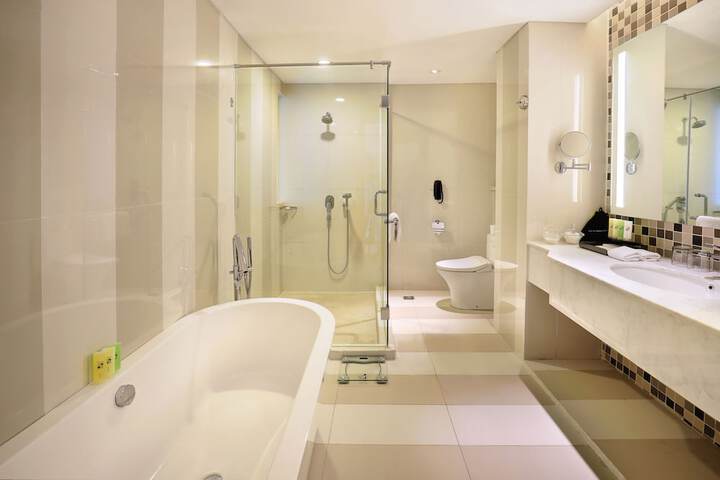 Room 20 of 48