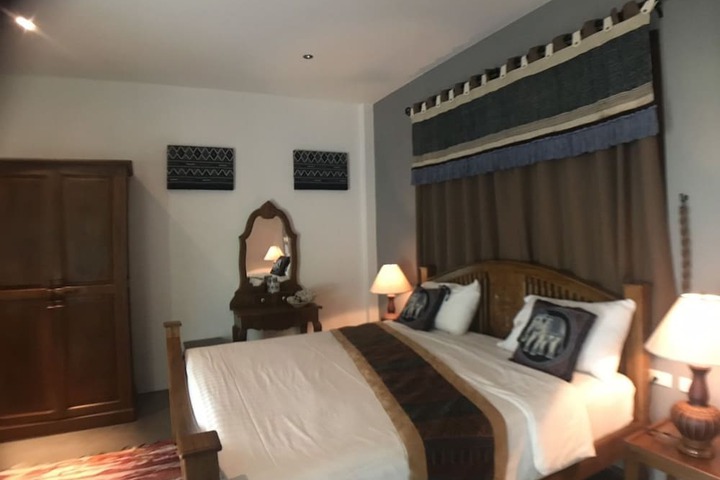Room 16 of 62
