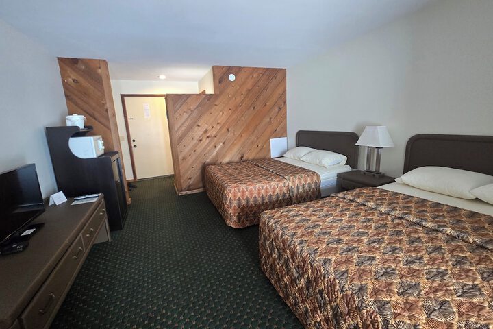 Room 15 of 34