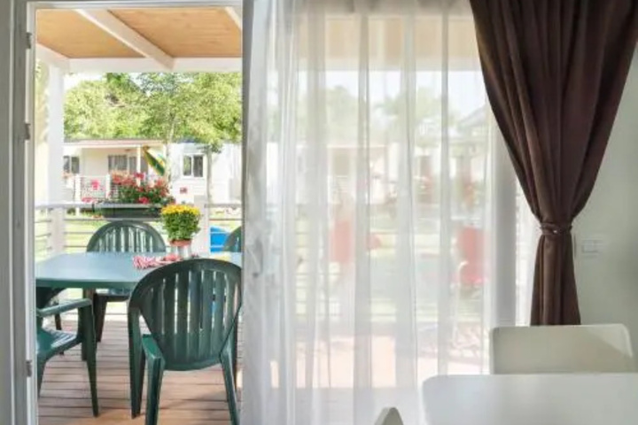 Terrace/Patio 6 of 27