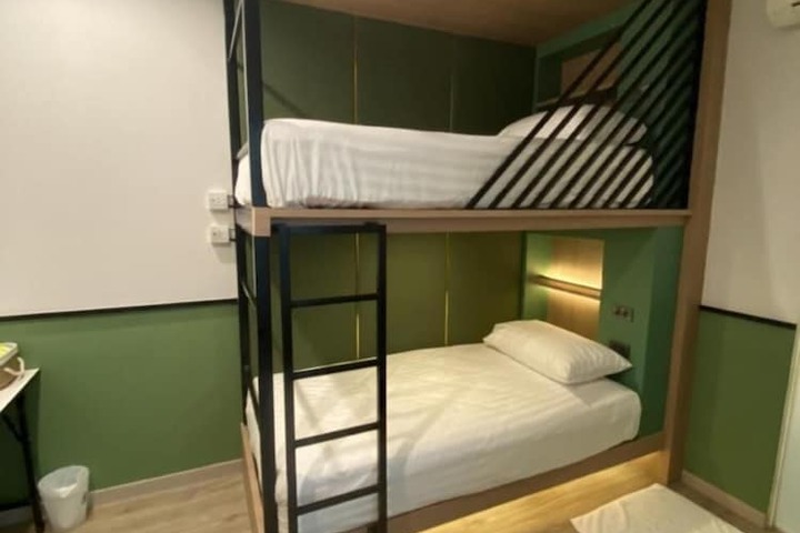 Room 22 of 45
