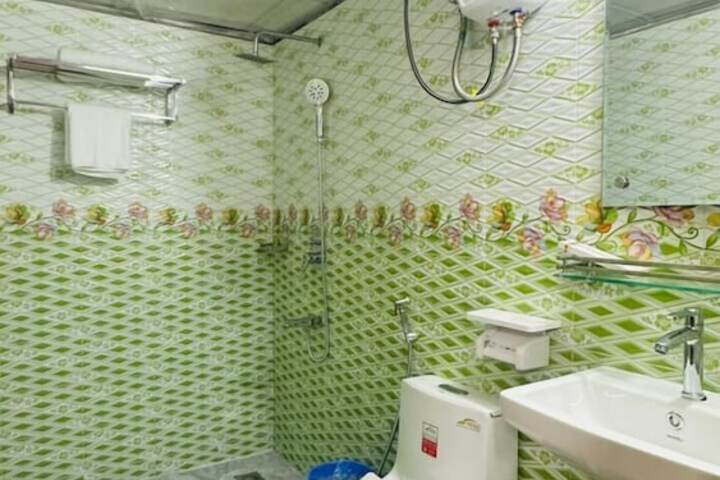 Room 17 of 21