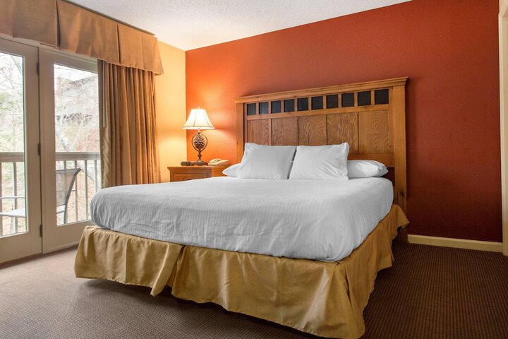 Room 40 of 125
