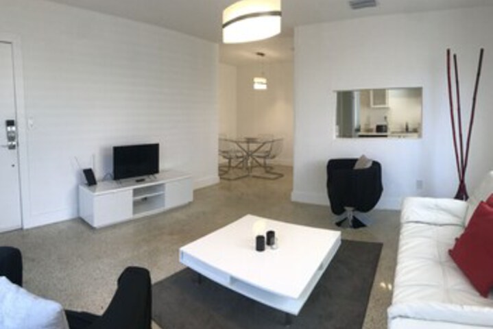 Room 11 of 37