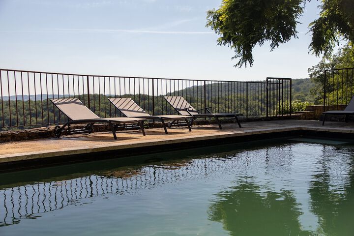 Pool 9 of 35