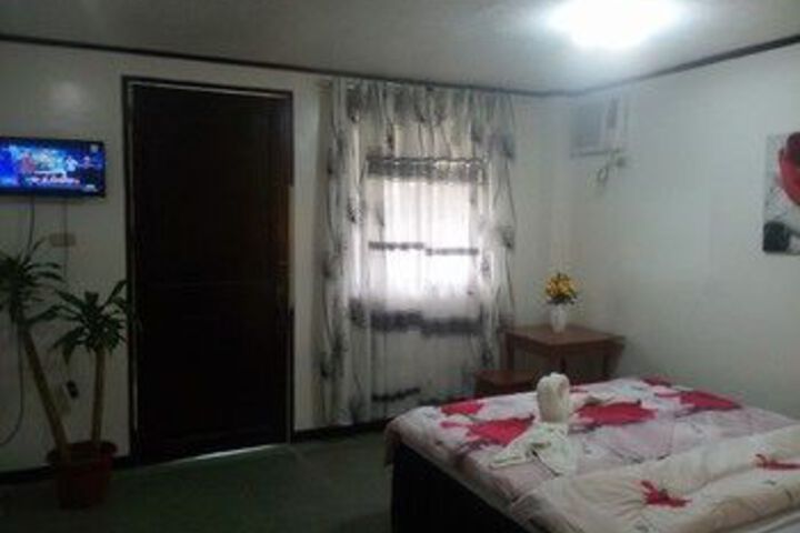 Room 17 of 68