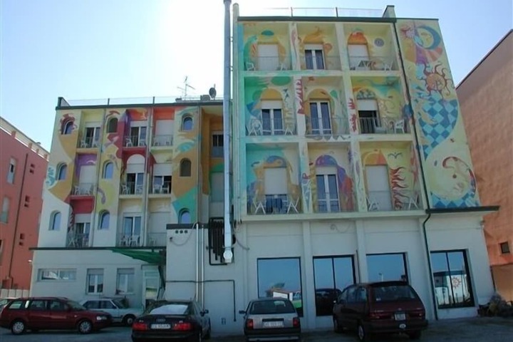 Hotel 69 of 74