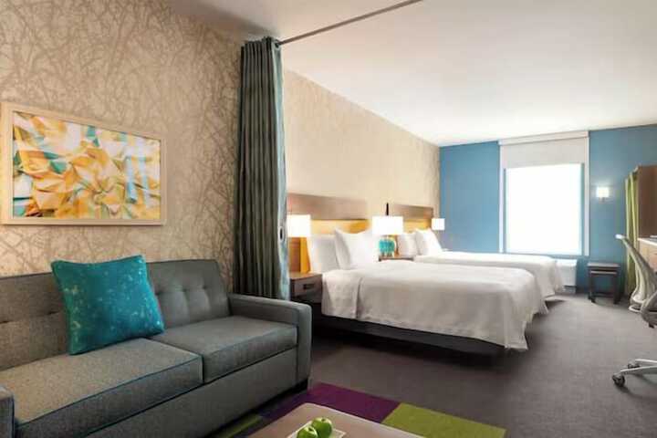 Room 1 of 1