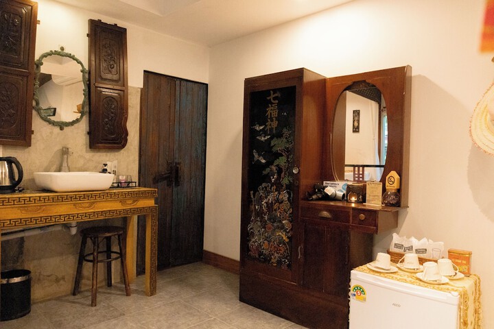 Room 69 of 268