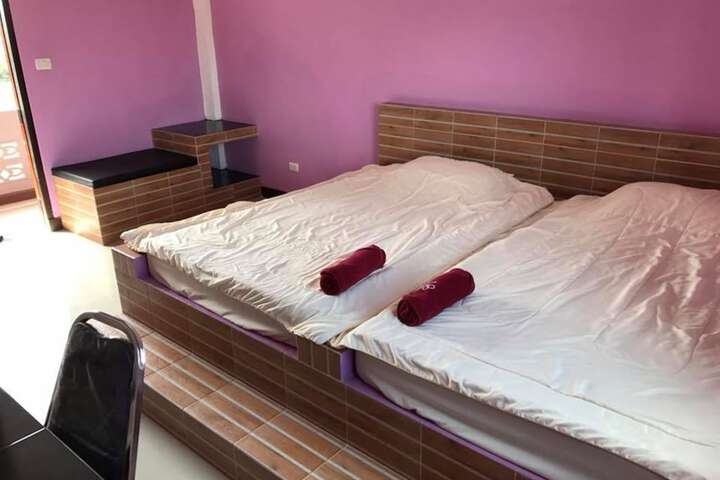 Room 12 of 41