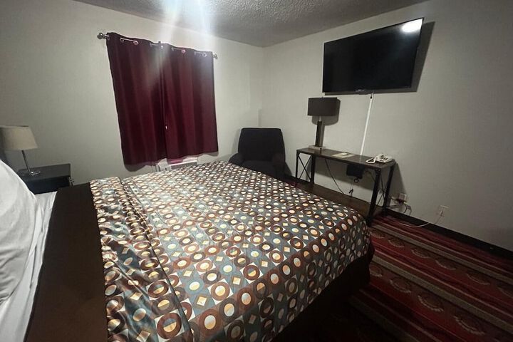 Room 9 of 51