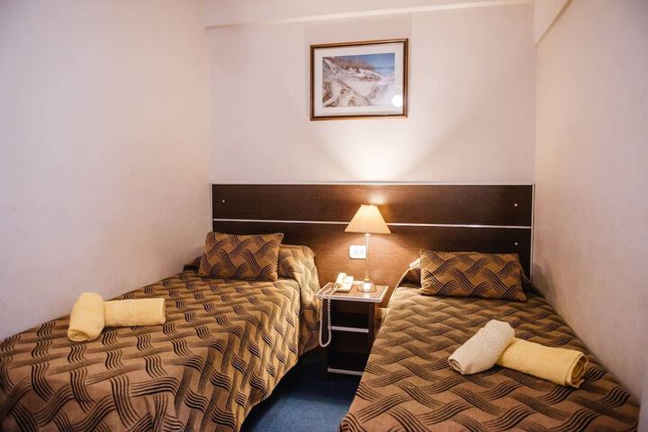 Room 15 of 46