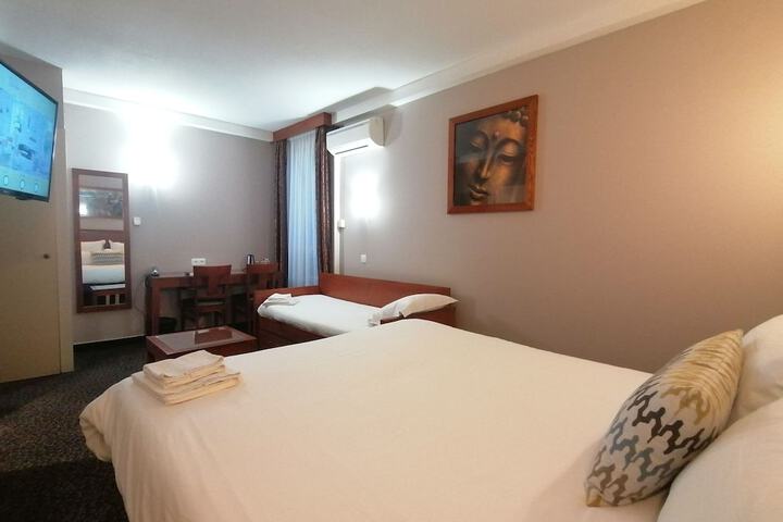 Room 44 of 88