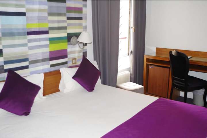 Room 6 of 38