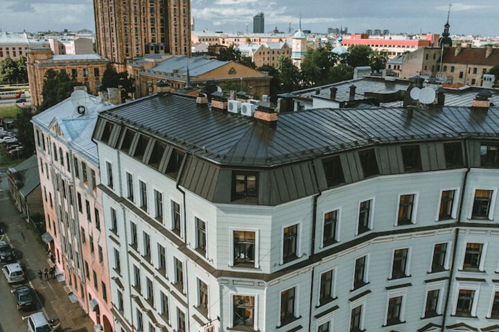 Hotel 77 of 85