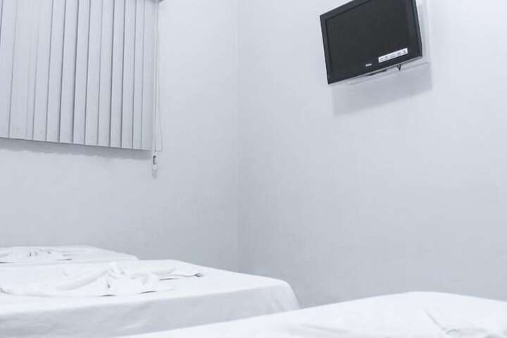 Room 11 of 29