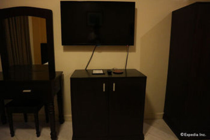 Room 28 of 55
