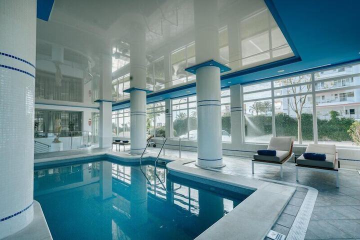 Pools & Facilities