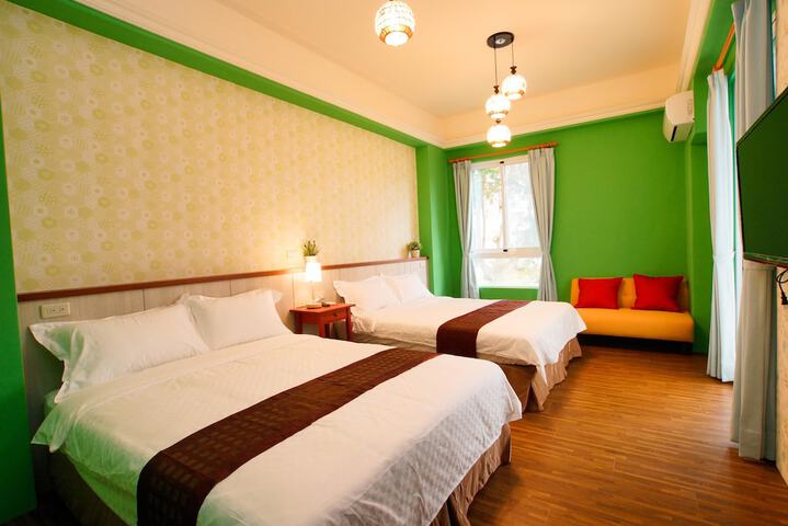 Room 7 of 50