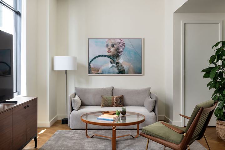 Room 11 of 65