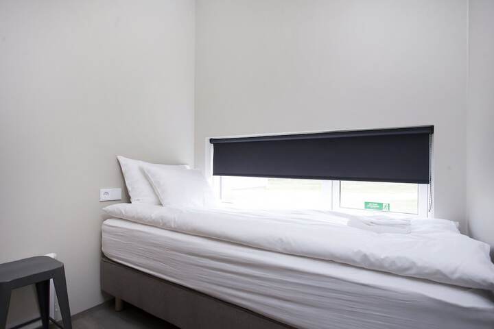 Room 11 of 41