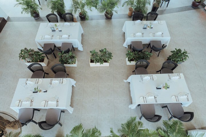 Dining 94 of 110