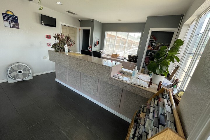 Entrance & Lobby