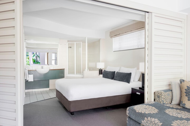 Room 15 of 72