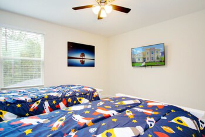 Room 54 of 67