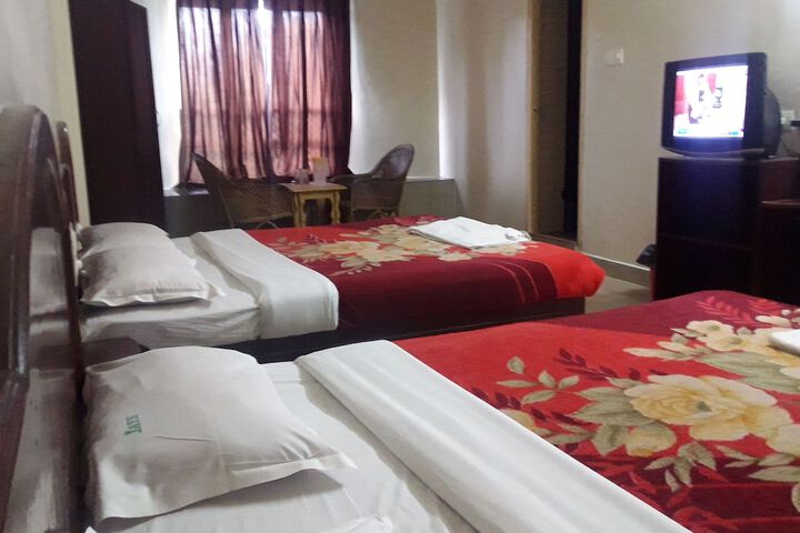 Room 6 of 55