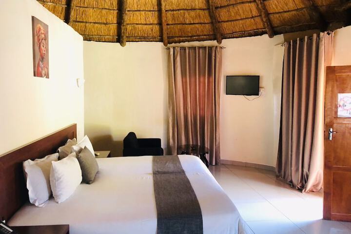 Room 7 of 24