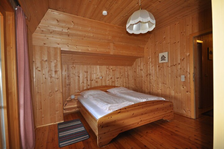 Room 16 of 89