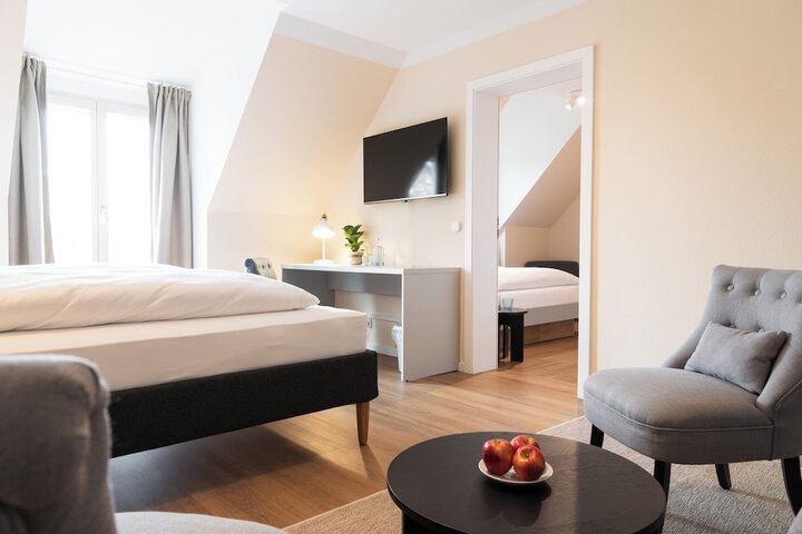 Room 5 of 21