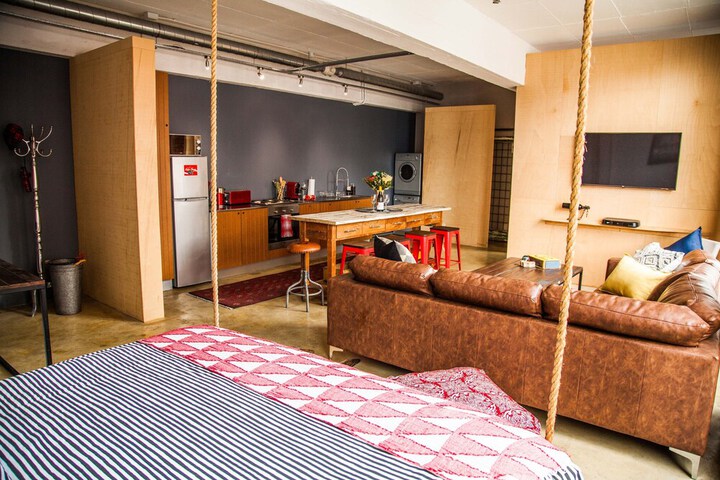 Room 26 of 49