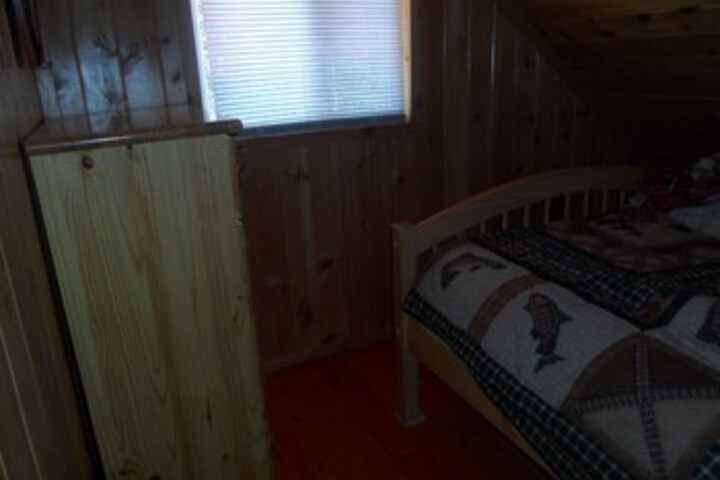 Room 7 of 8
