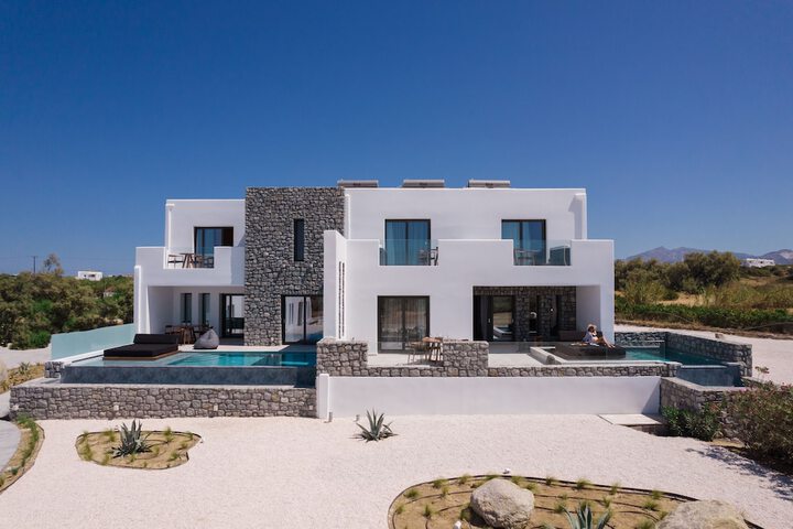 Milestones Naxos Hotel in Naxos