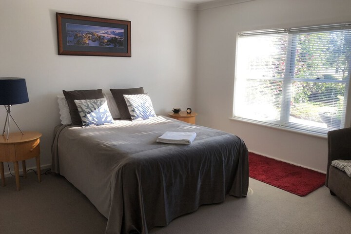 Room 3 of 55
