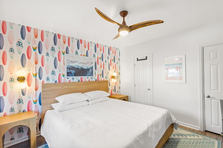 Room 7 of 75
